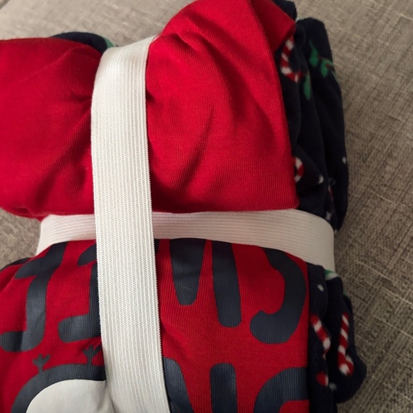 ❤️ BNWT Boys Unisex Joe Fresh Christmas Pyjama Set 100% Cotton Top w Gift Tag - Picture 7 of 7